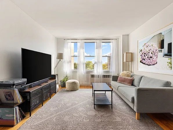 495 E 7th St APT 6C, Brooklyn, NY 11218