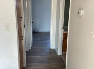 404 Stephens Dr #B, Bakersfield, CA 93304