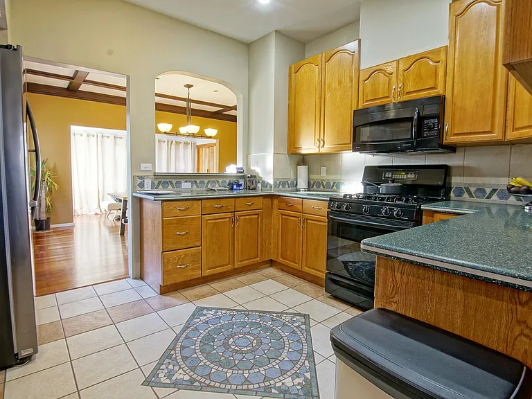 6556 Cleopatra Pl NW — Photo 9