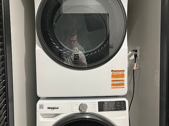 3rd image of 862 Broadway #4
