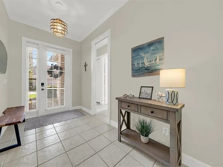 28327 Hidden Lake Dr — Photo 3