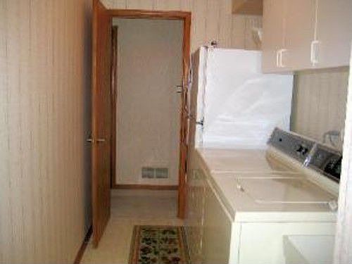 4th image of 897 Winter Park Dr