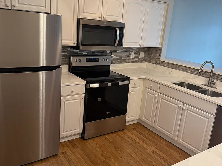 11679 Horizon Dr — Photo 2