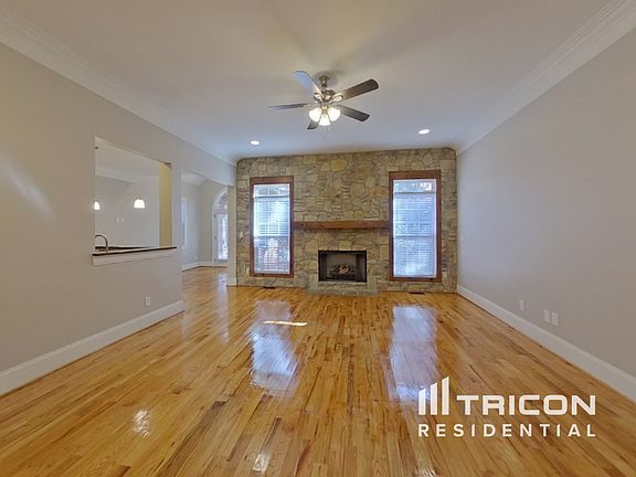 3rd image of 7018 Ellington Farm Ln