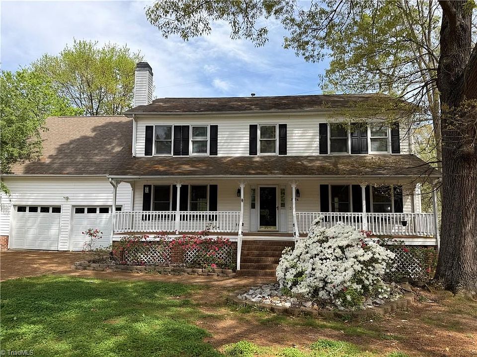 1st image of 3226 Derby Cir