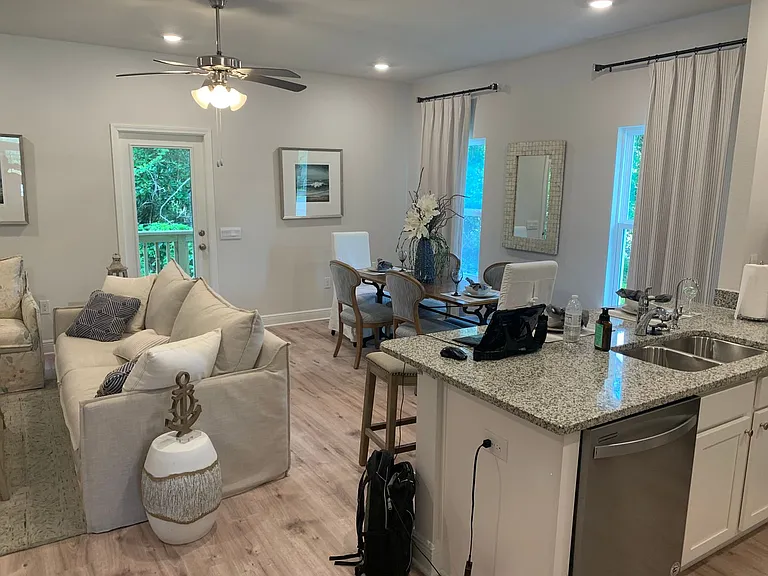 49 Sandy Cove Way — Photo 8