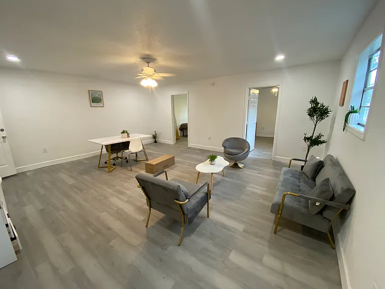 850 Reynolds Ln — Photo 28