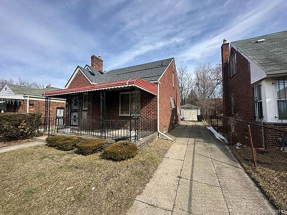 3rd image of 15340 Birwood St