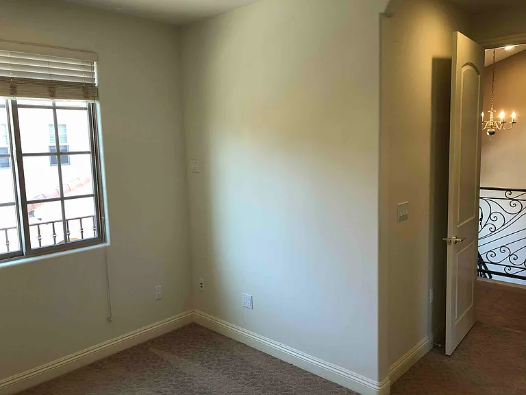 2027 W Bella Ln — Photo 21