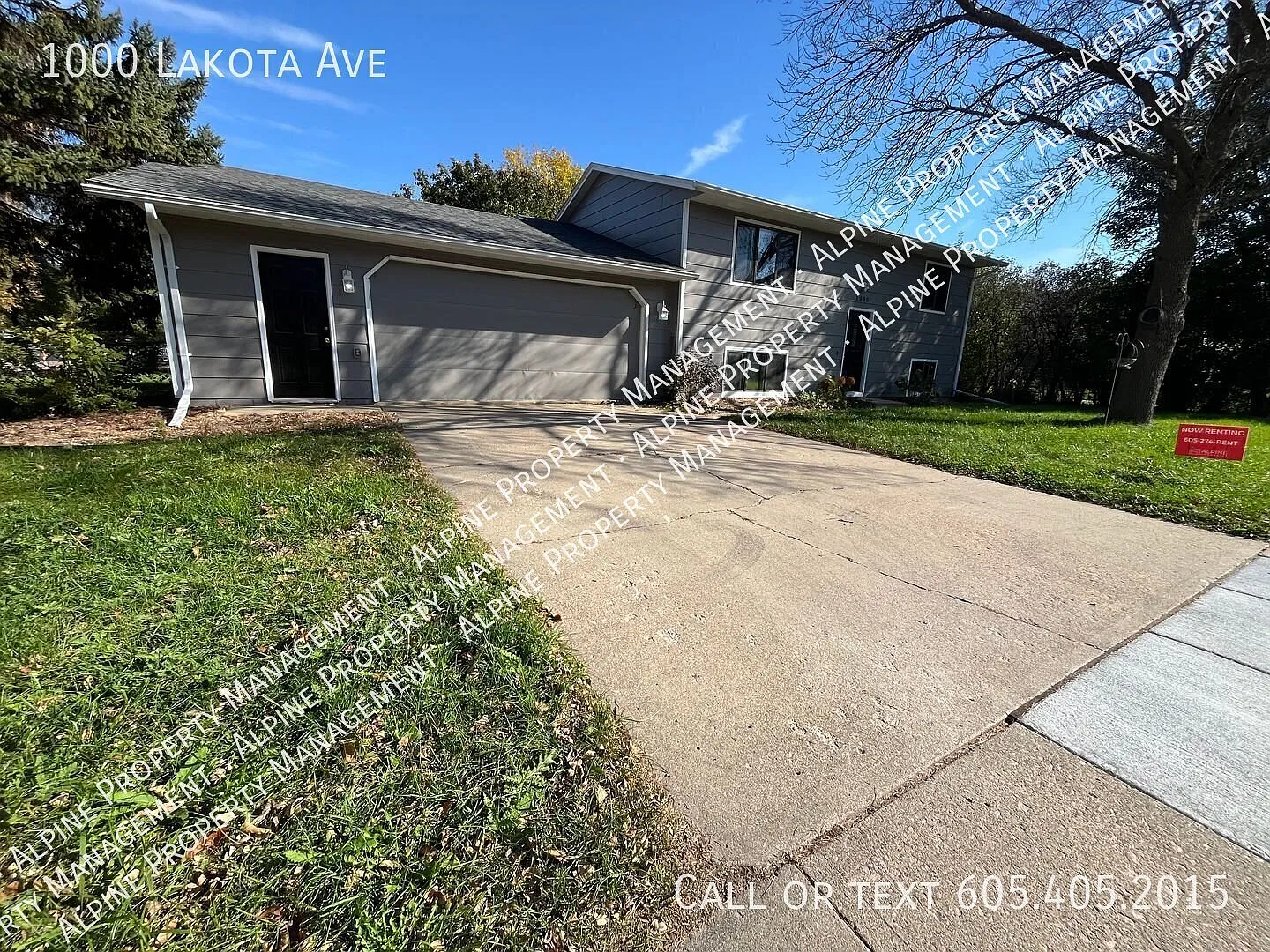 Coming Soon - Spacious 3 bed/2 Bath with Fully Fenced in Yard! — Photo 3