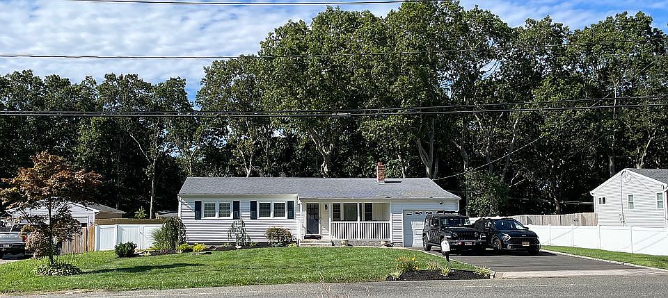 1st image of 171 Southaven Ave