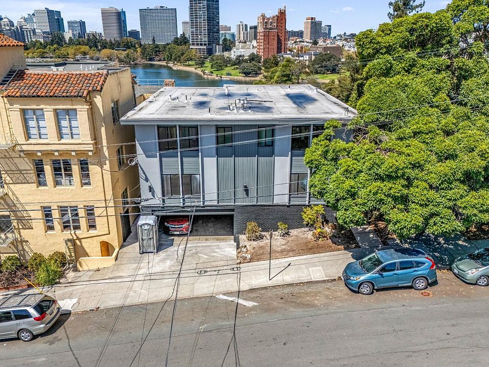 1st image of Merritt Ave