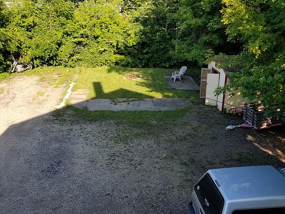 3rd image of 220 4th Ave N Floor 1