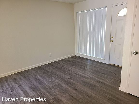 5th image of 211 Sharon Way APT C