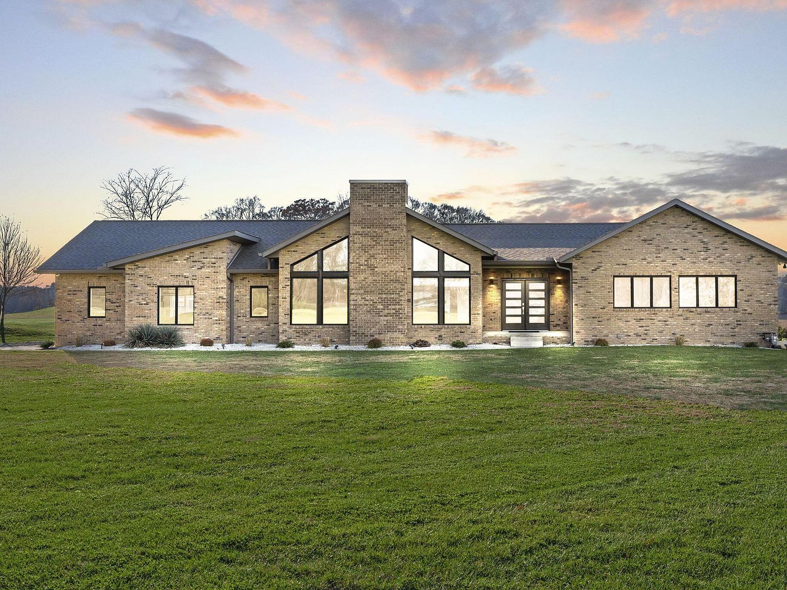 3489 Country Club Rd SW, Lancaster, OH 43130 | Zillow