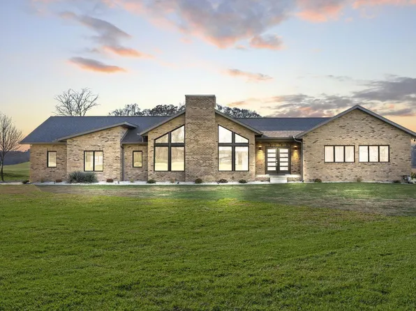 3489 Country Club Rd SW, Lancaster, OH 43130