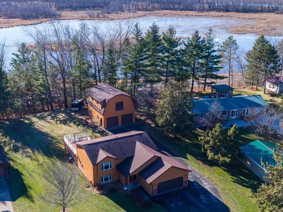 1st image of 10241 Park Cir