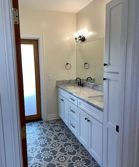 Master bathroom
