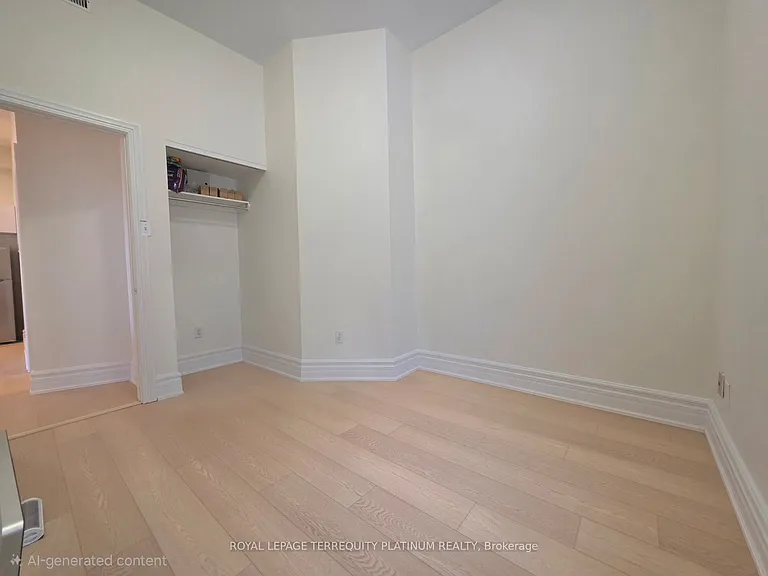 11 Beaconsfield Ave — Photo 13
