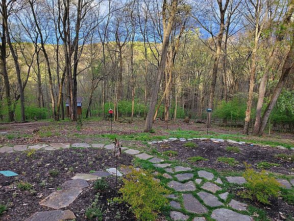2nd image of 1099 Maryland Cir
