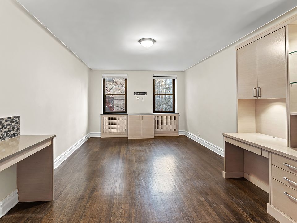 1st image of 420 Central Park W APT 3E