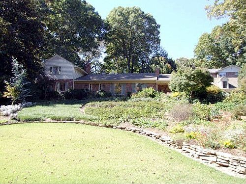 1st image of 839 Glenwood Dr