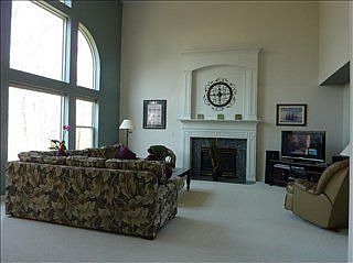 5th image of 5484 Crestwood Dr