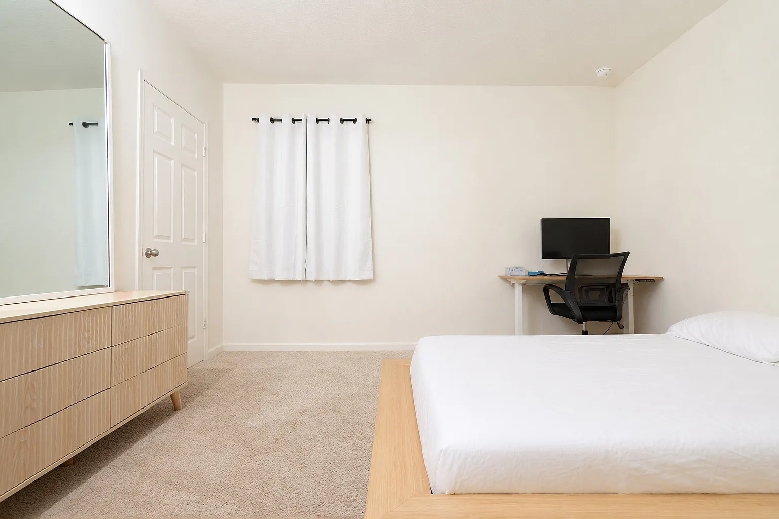 1 bed, 1614 sqft, $1,050 — Photo 3