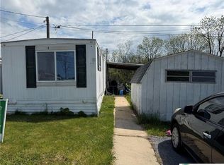 19 Roth Ave, Mertztown, PA 19539