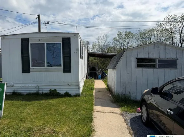 19 Roth Ave, Mertztown, PA 19539