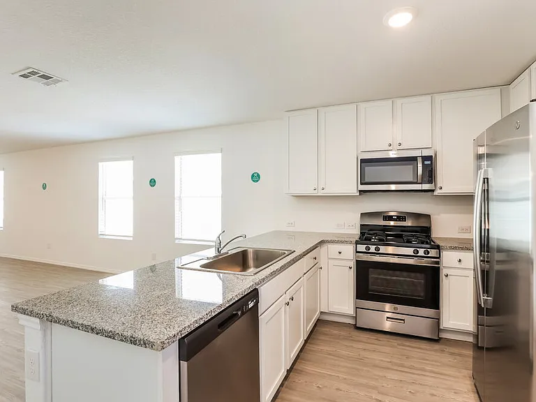 2927 Stigler Dr — Photo 8