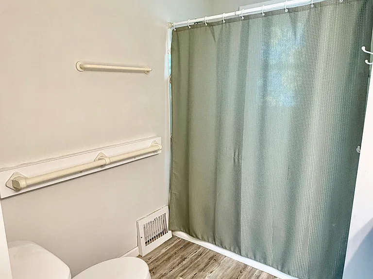 147 E Frederick St #1 — Photo 15