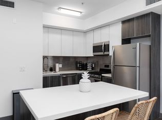 545 N Kenmore Ave #18572151, Los Angeles, CA 90004