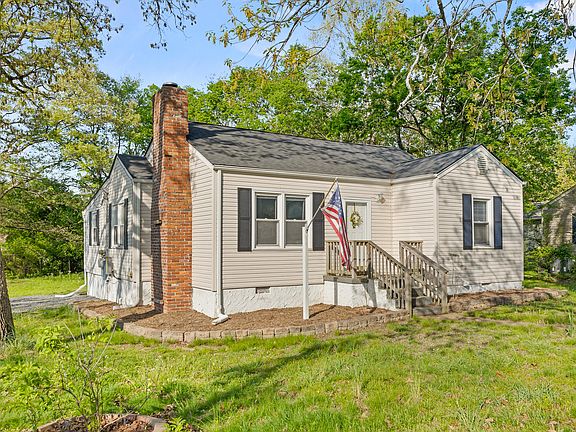 3rd image of 1169 Chippewah Dr