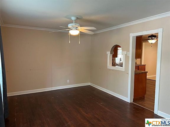 2nd image of 1110 N Ben Jordan St