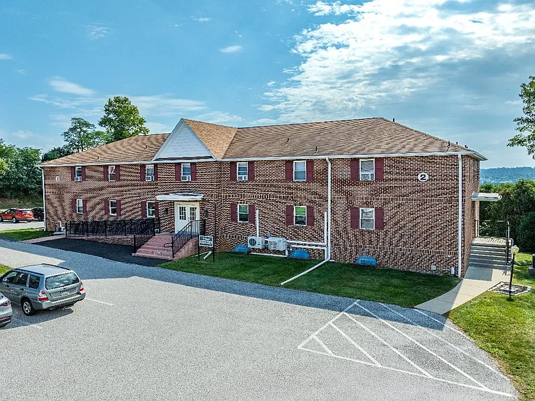Apartments at Waterford — Photo 271