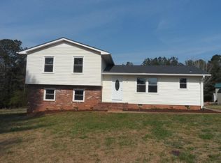 304 Forest Creek Dr, Seneca, SC 29678