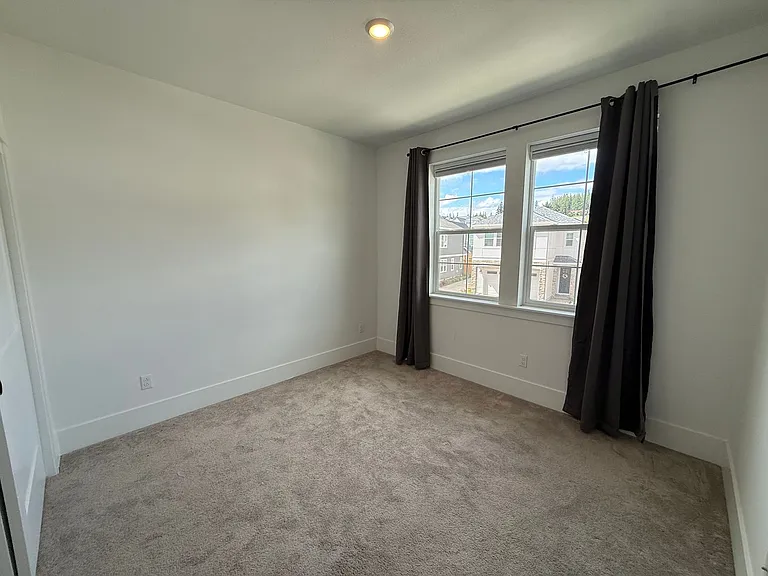 17820 SW Maiden Ct — Photo 13