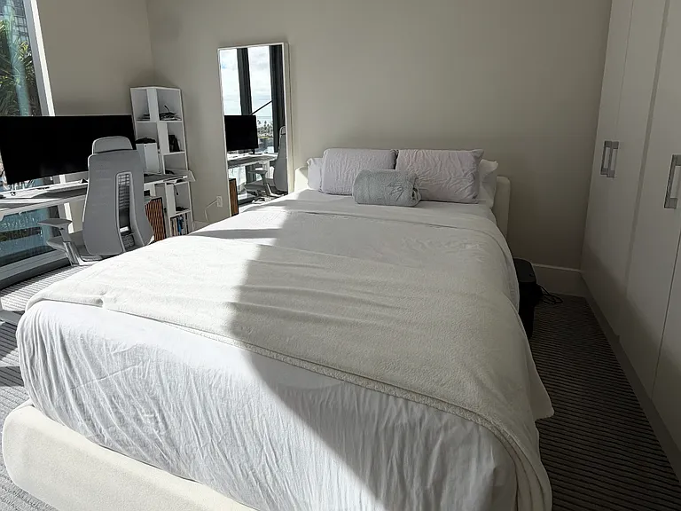 1108 Auahi St — Photo 3