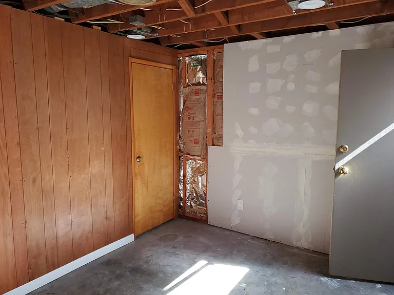 875 SW Cheltenham St — Photo 26