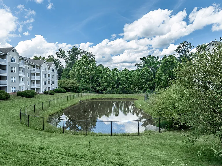 Overlook at Falling Creek Apartment Homes — Photo 24