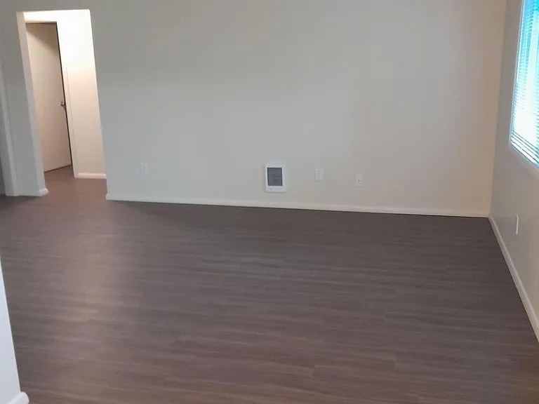 Oakview Terrace Apartments — Photo 5