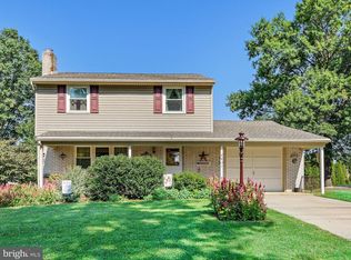 2431 Emerald Ave, York, PA 17408