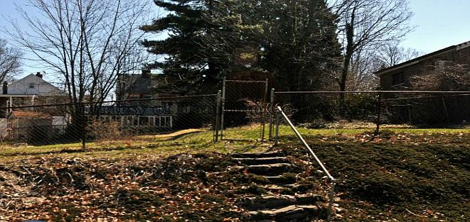 2nd image of 4020 Lovell Ave
