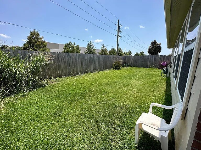 8715 Leadore Dr — Photo 21