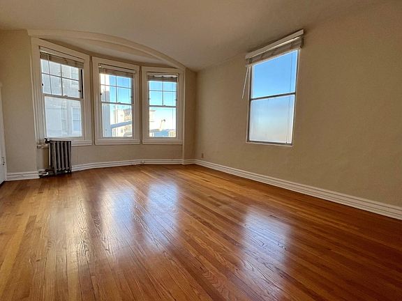5th image of 2070 Pacific Ave APT 501