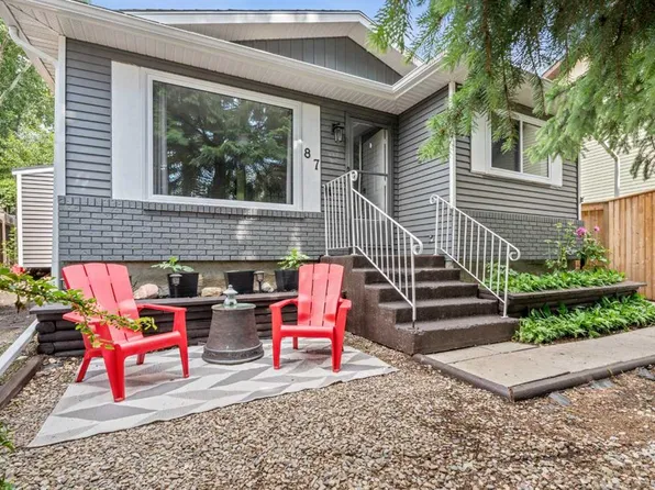 87 SW Deer Ridge Way SE, Calgary, AB T2J 5Y7