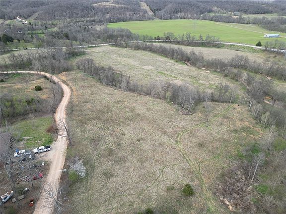 5th image of 37 W Mountain Rd