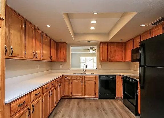 5th image of 2405 E Javelina Ave