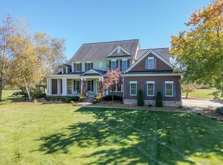 8391 Mallard Xing, Brighton, MI